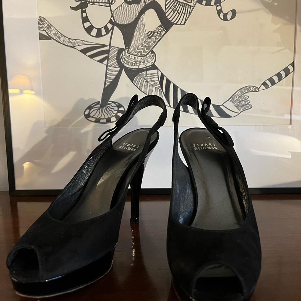 Authentic Stuart Weitzman Elegant Black Slingback Heels